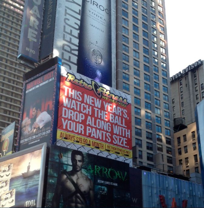 Retro Fitness Times Square spectacular: This New Year’s, watch the ball drop along with your pants size.
